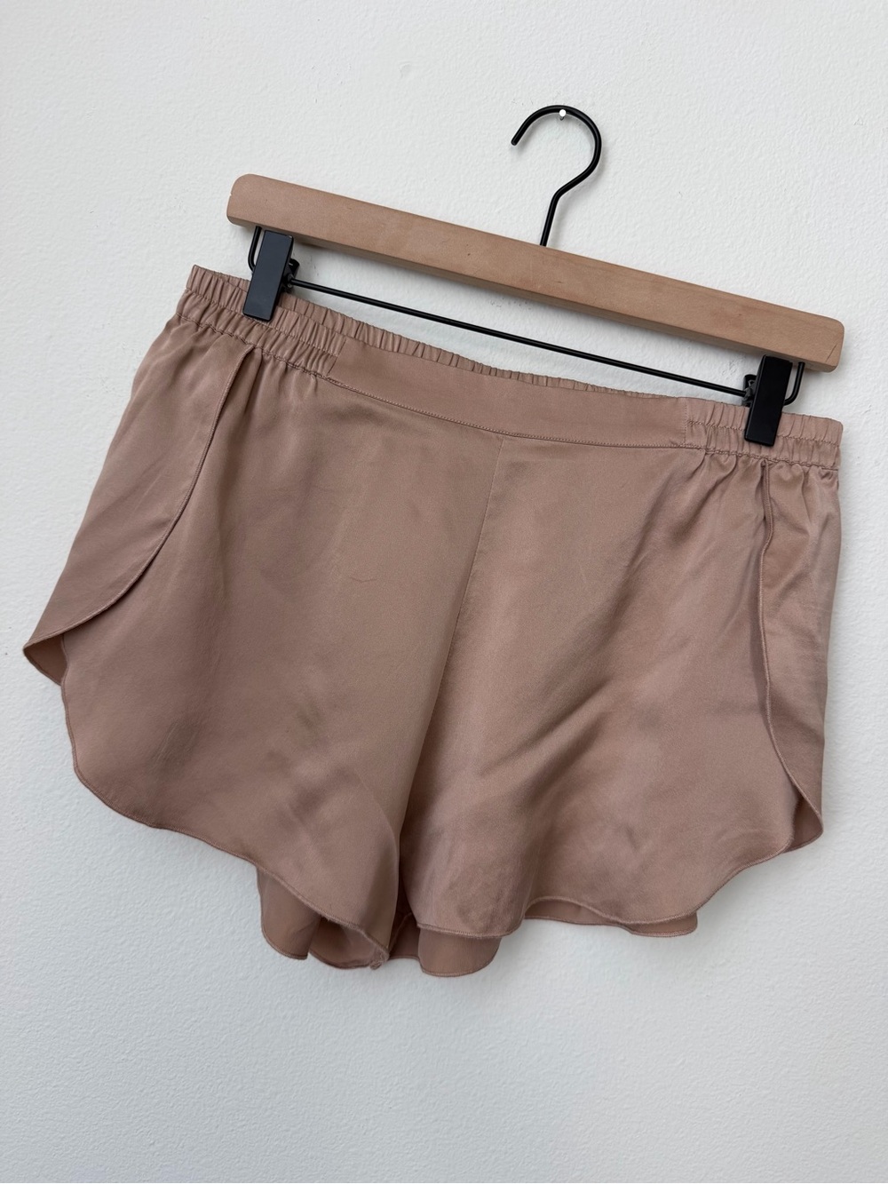 Lunya Washable Silk Tulip Lounge Sleep Shorts Dusty Pink Size M - Picture 3 of 9